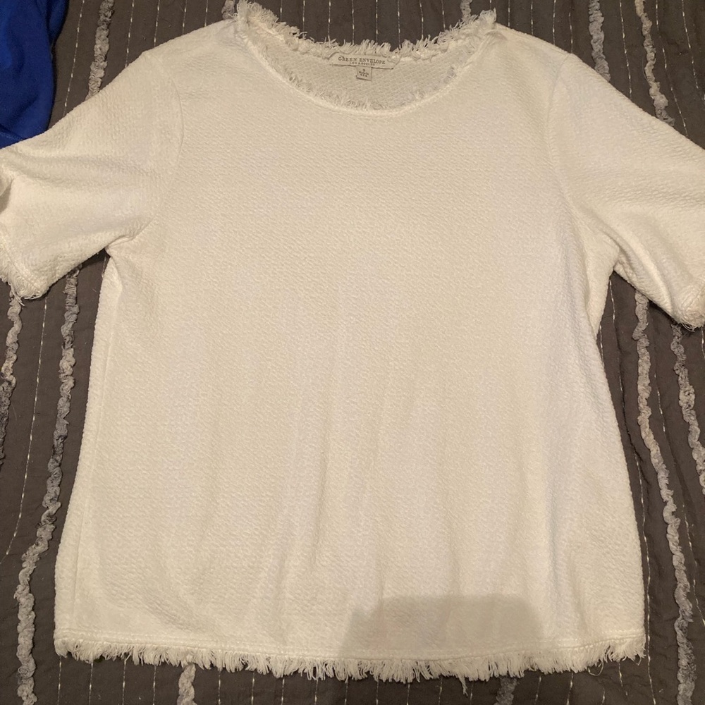 White short sleeve top